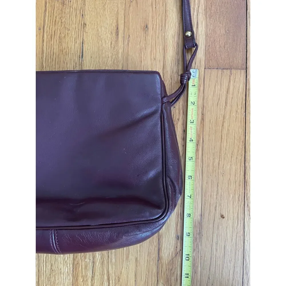 Vintage Etienne Aigner oxblood leather shoulder bag #0384